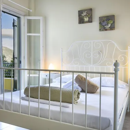 Isalos Holiday home