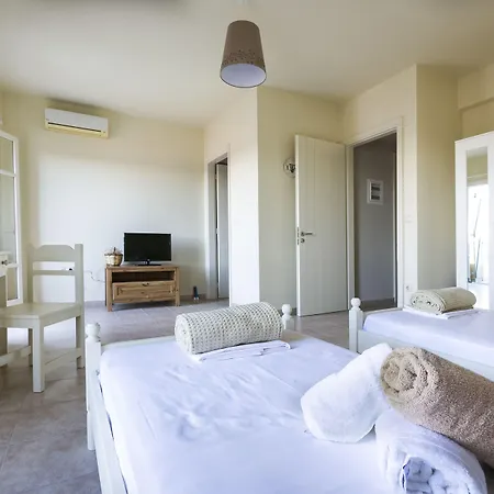 Isalos Ferienhaus *